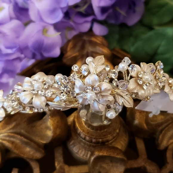Ansonia Bridals Floral Pearl Wedding Headpiece - Picture 2 of 7